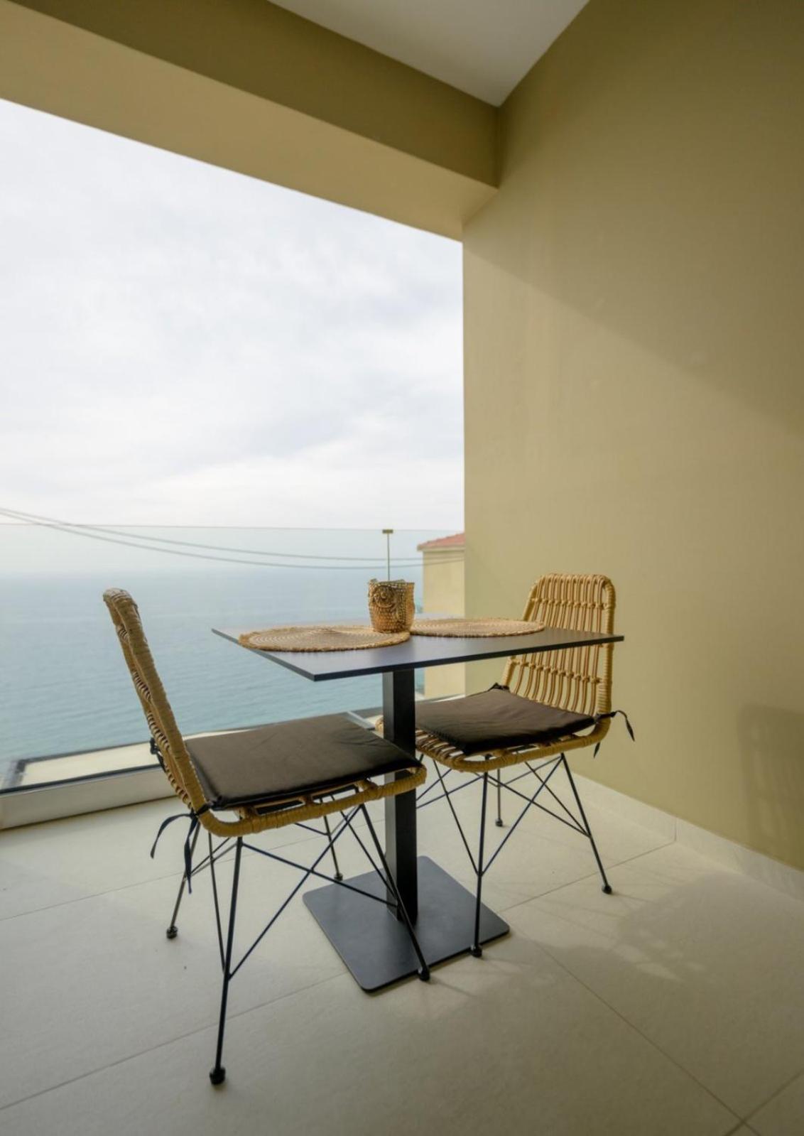 פלומרי Irini Design Apartments מראה חיצוני תמונה