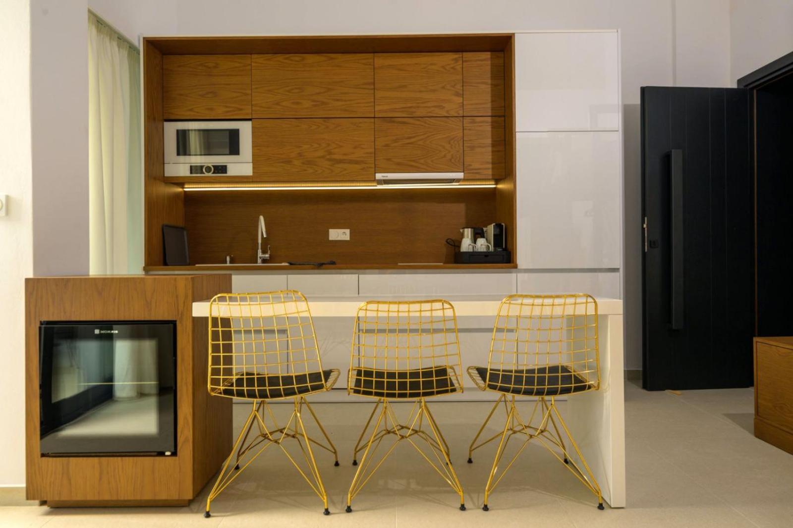 פלומרי Irini Design Apartments מראה חיצוני תמונה
